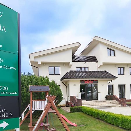 Astoria Bed & Breakfast 스바르체데즈 외부 사진