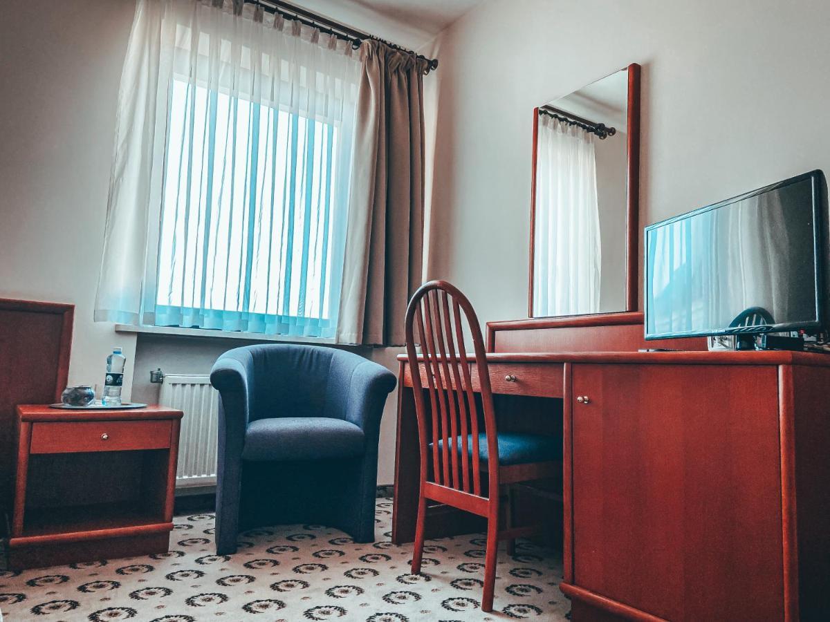 Astoria Bed & Breakfast 스바르체데즈 외부 사진