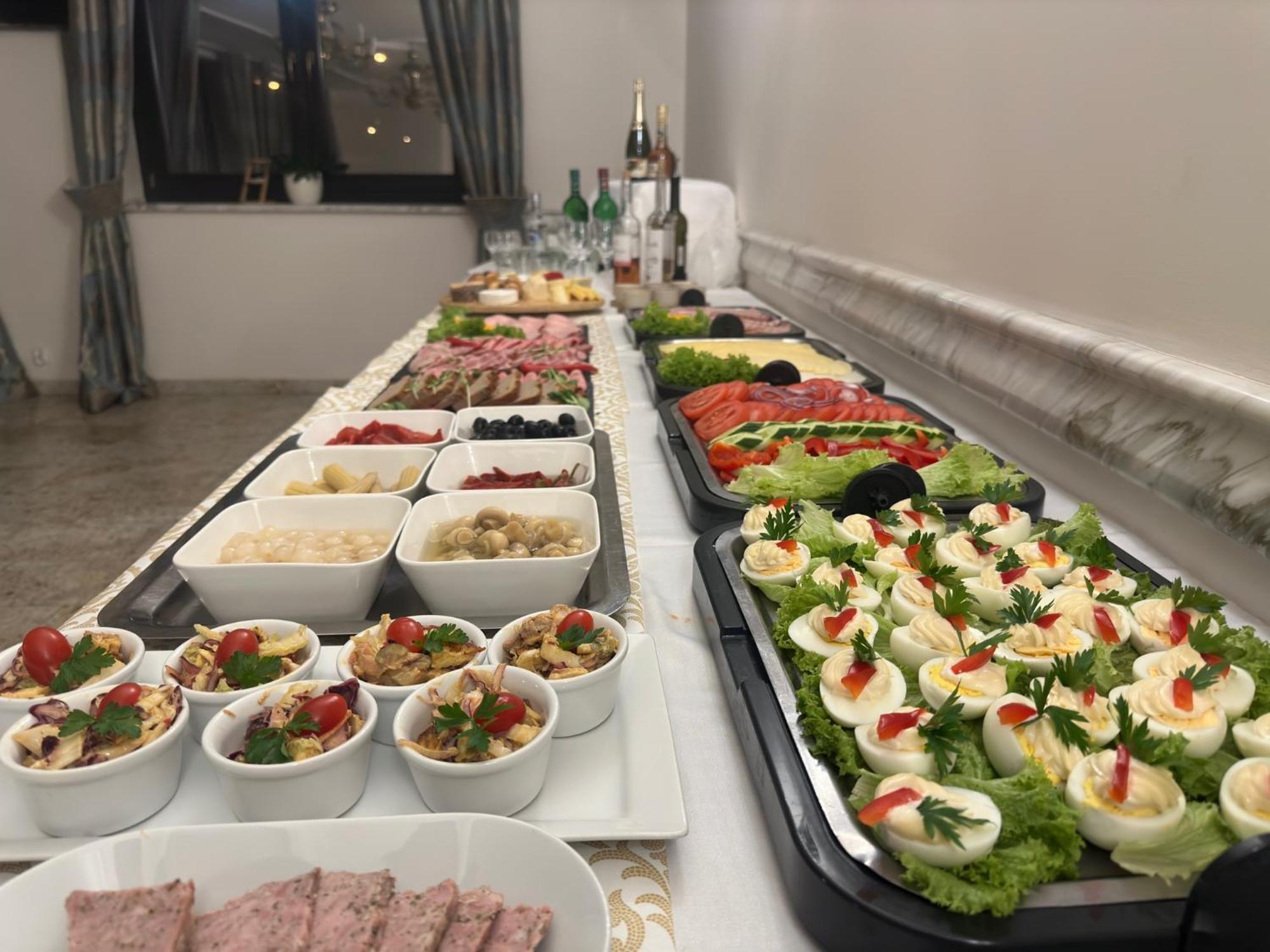 Astoria Bed & Breakfast 스바르체데즈 외부 사진