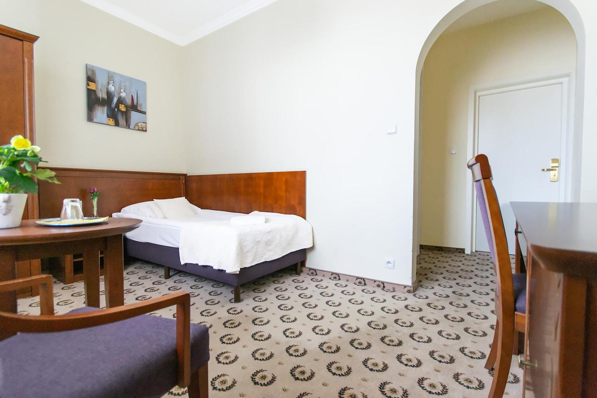 Astoria Bed & Breakfast 스바르체데즈 외부 사진