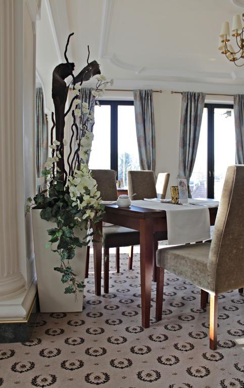 Astoria Bed & Breakfast 스바르체데즈 외부 사진
