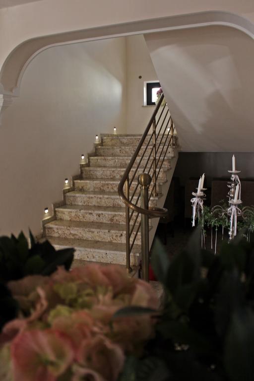 Astoria Bed & Breakfast 스바르체데즈 외부 사진